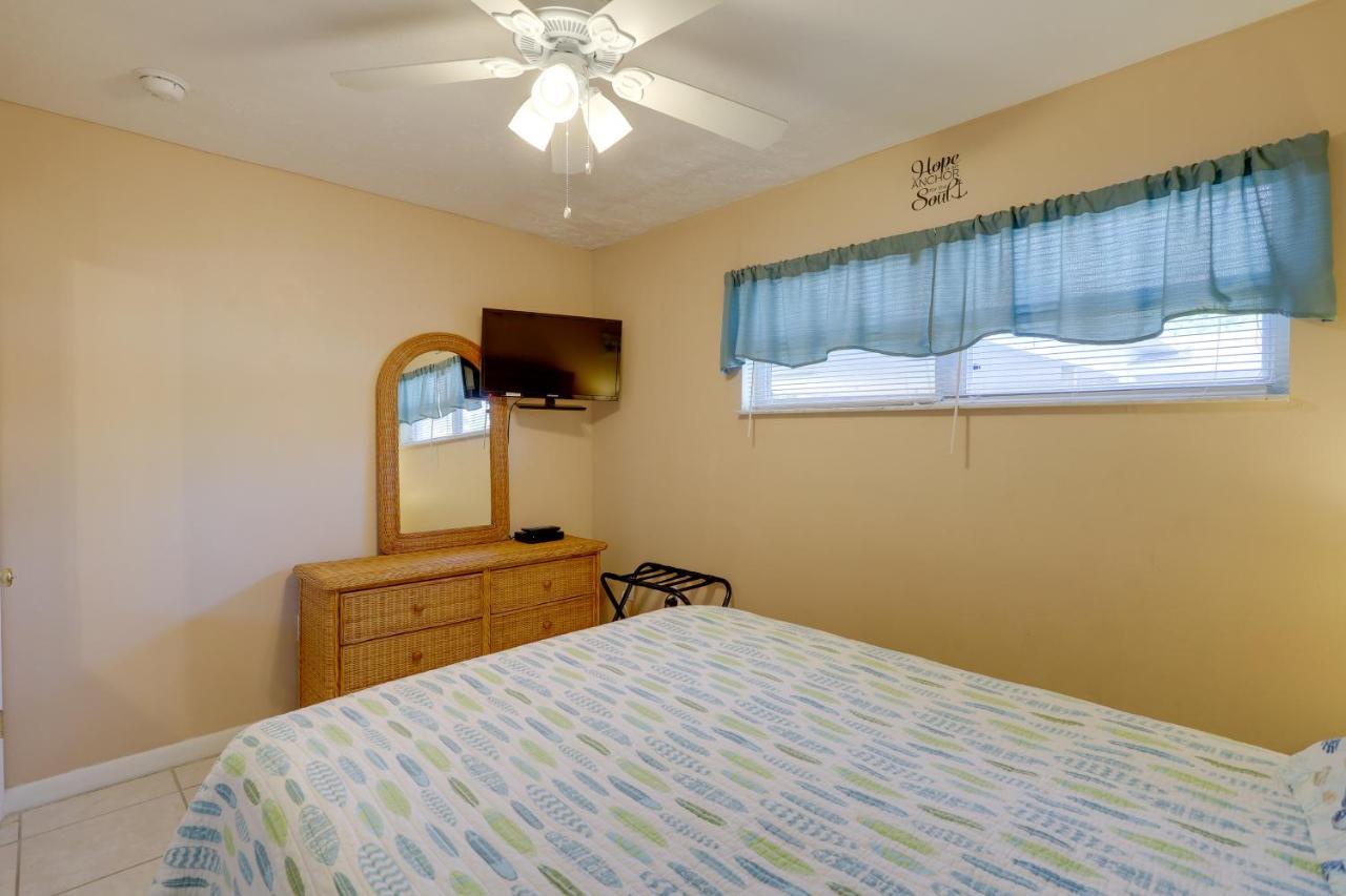 Cute Apt With Backyard And Grill - Steps To Cocoa Beach Dış mekan fotoğraf